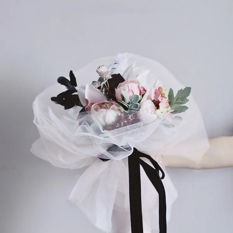 
Swan Lake series feather coat variety pleated yarn creative rose bag flower gauze flower packaging paper flower packaging 