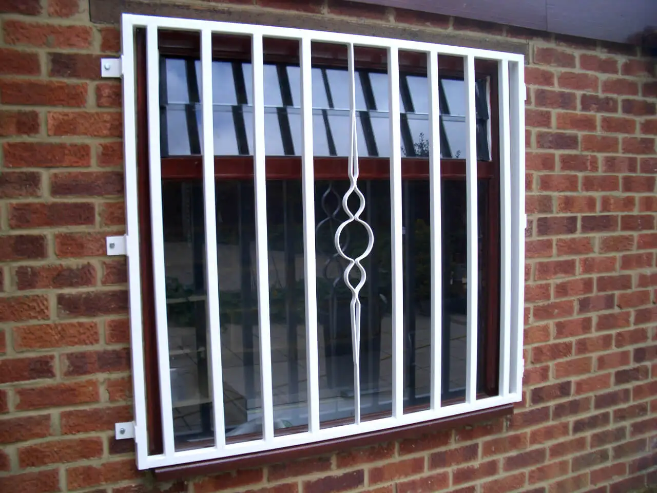 Popular Luxury Security Galvanized Steel Fixed Window Grill Design Metal Window Grills