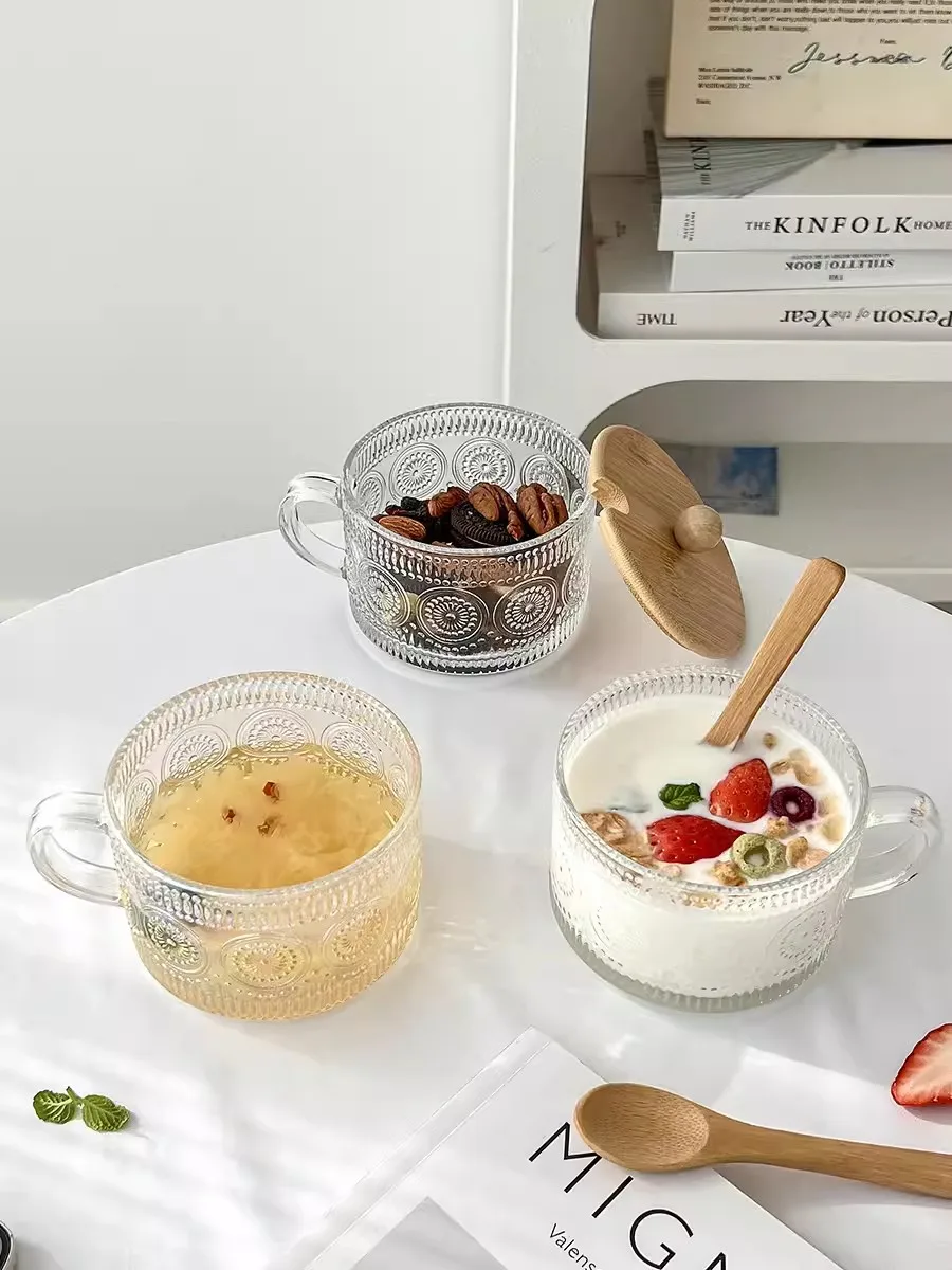 Vintage Glass Coffee Mugs with bamboo lid Clear Breakfast Cups with Handle Stackable  Luxury Transparent Embossed Glass Cups