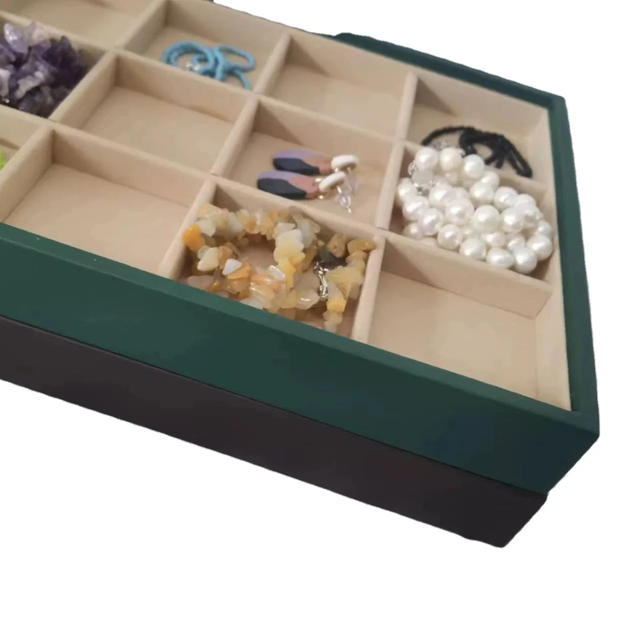 High-End Temporary Jewelry Display Boxes Made Premium Peach Wood Necklaces Bracelets Anklets Other Jewelry Packaging Needs