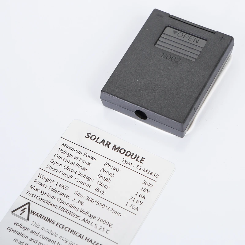 Black Mono High Efficiency Crystalline Solar Water Panel 30 W Photovoltaic Charging Monocrystalline Silicon Solar Panel