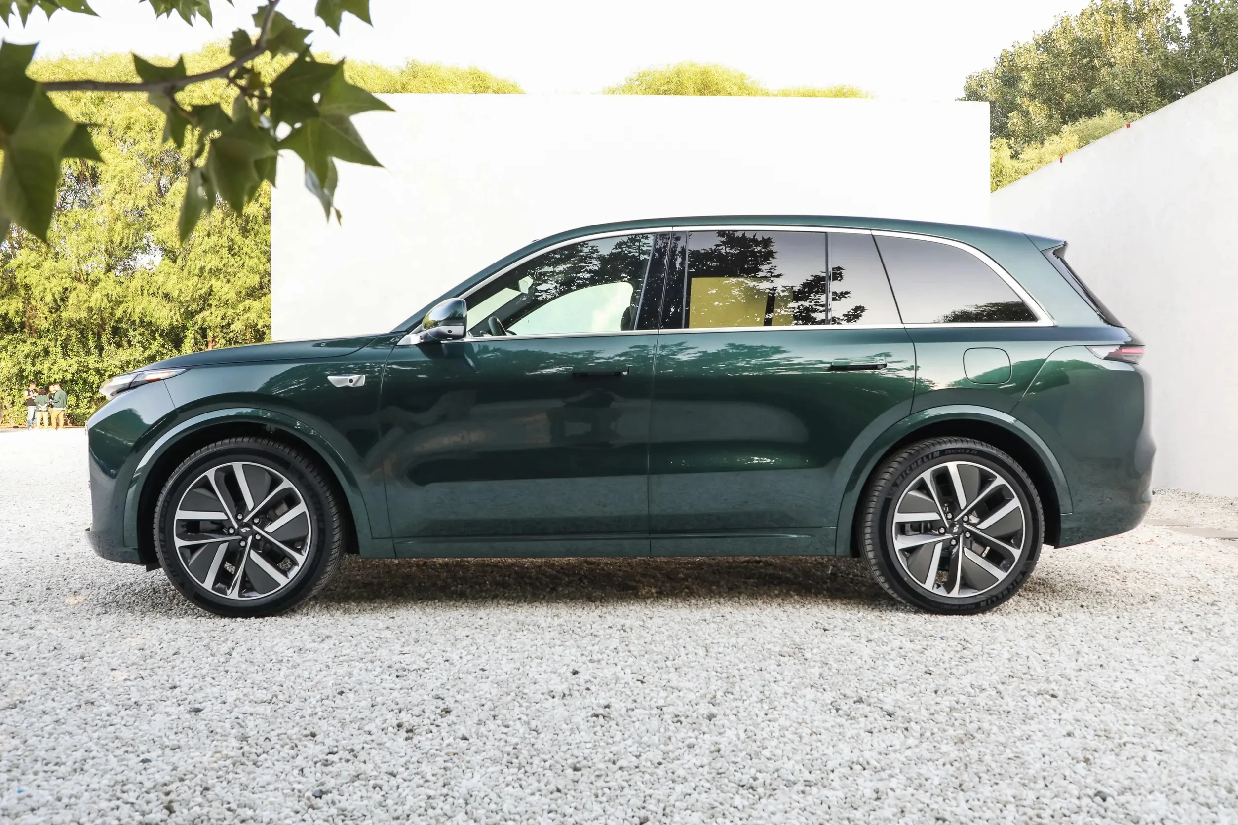 2024 Lixiang L9 Max Luxury Large 7-Seat SUV Electric Car