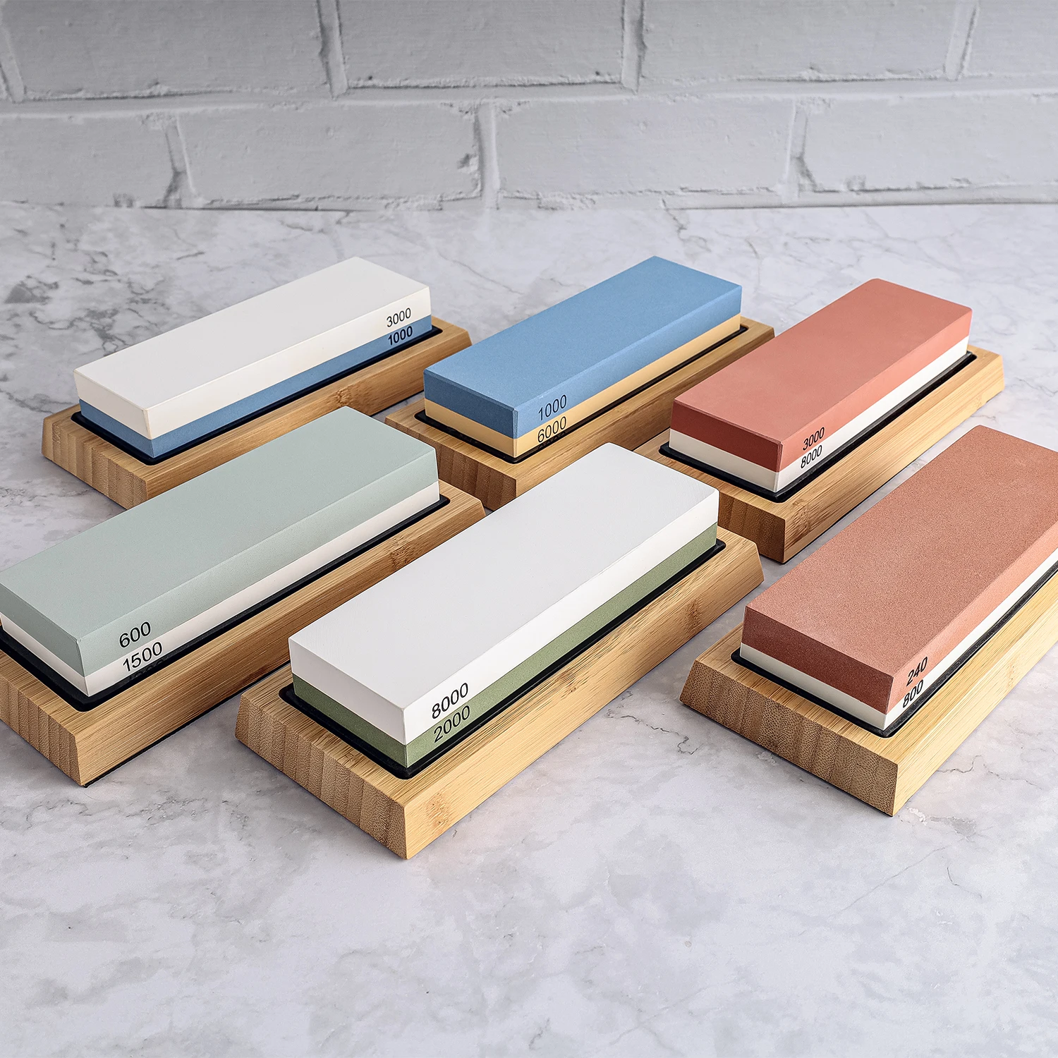 Professional Whetstone Durable 2 Side Grits 240/800 Corundum Sharpening Stone Sharpeners Non-slip Bamboo Holder and Angle Guide