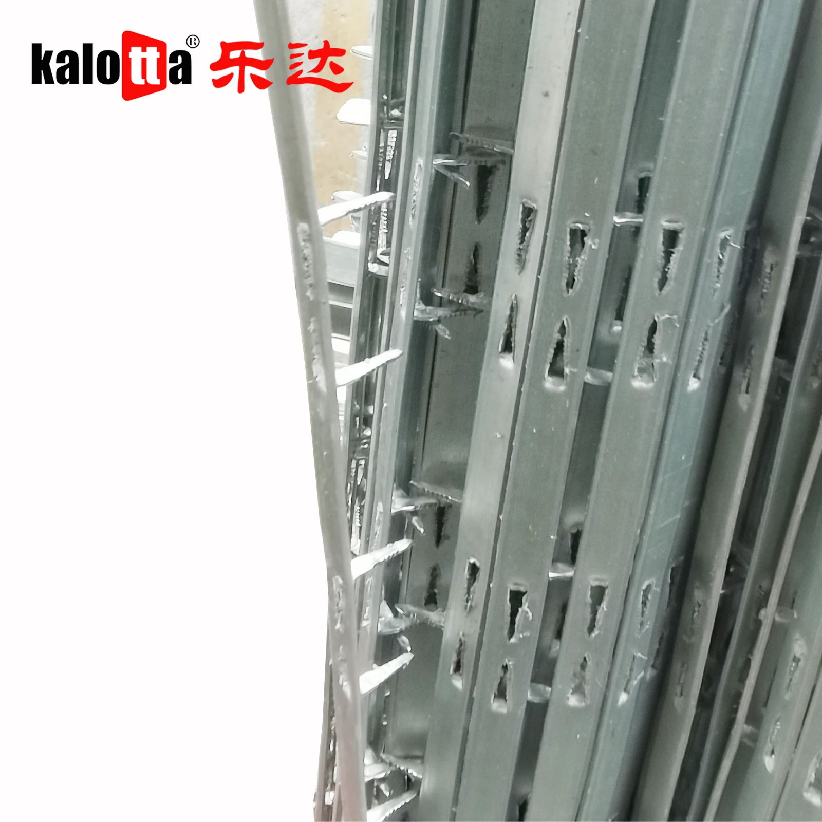 New Modern Sofa Accessories Furniture Hardware Curve Type Sofa Nail Strip 68cm Metal Tack Strip  Nail Strip Spring Clip