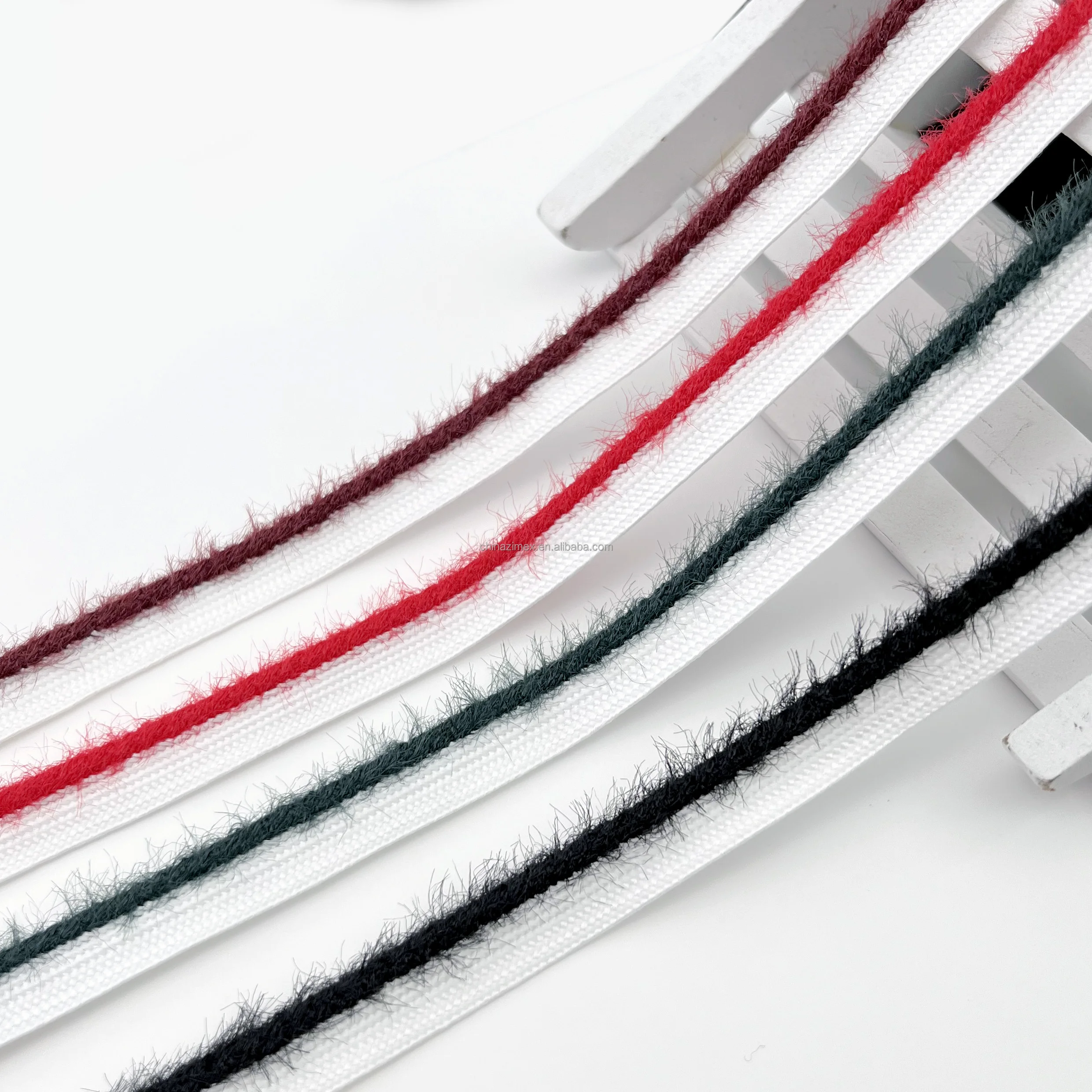 10MM UNIQUE  MARTEN HAIR PIPING FOR GARMENT USE