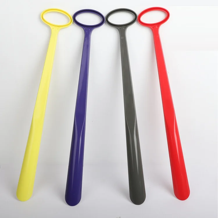 59cm Long Handle Plastic Shoehorn 22 Inch Lazy Wearing Shoes Helper Customized Logo Durable ABS Shoe Horn with Oval Hook Hole