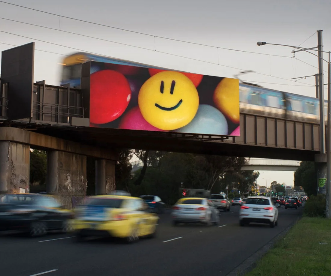LED Billboard 6 X 3m P8 Outdoor LED Screen Wall Board 8mm LED Signage Screen Billboard Iron IP65 Led Video Wall 8 Meter 140