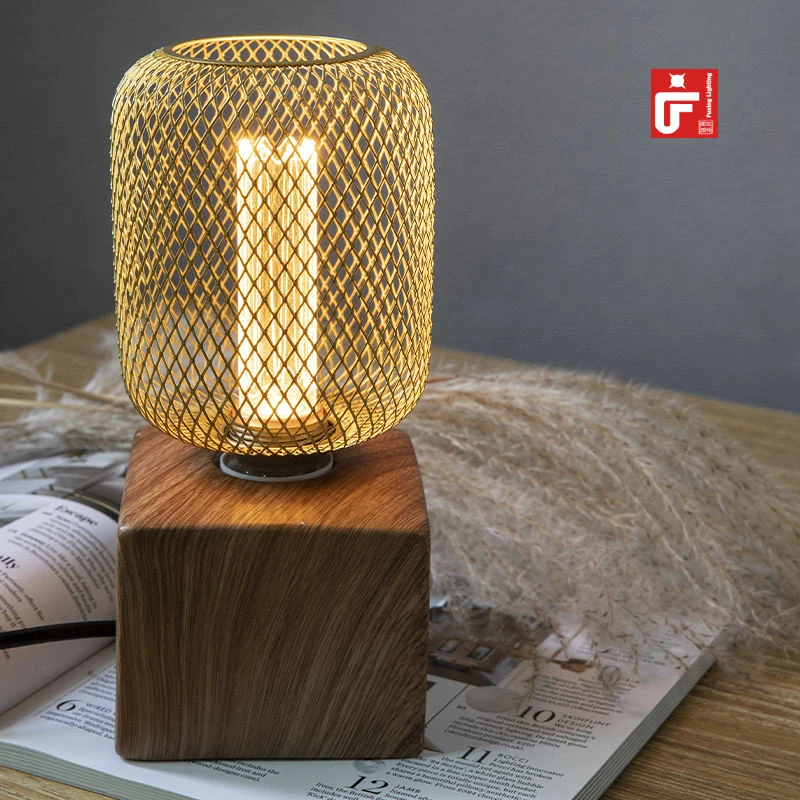 Hot Sale E27 Design Lamp Dimmable Cage Bulb Retro Edison LED Bulb LED Retro Table Lamp
