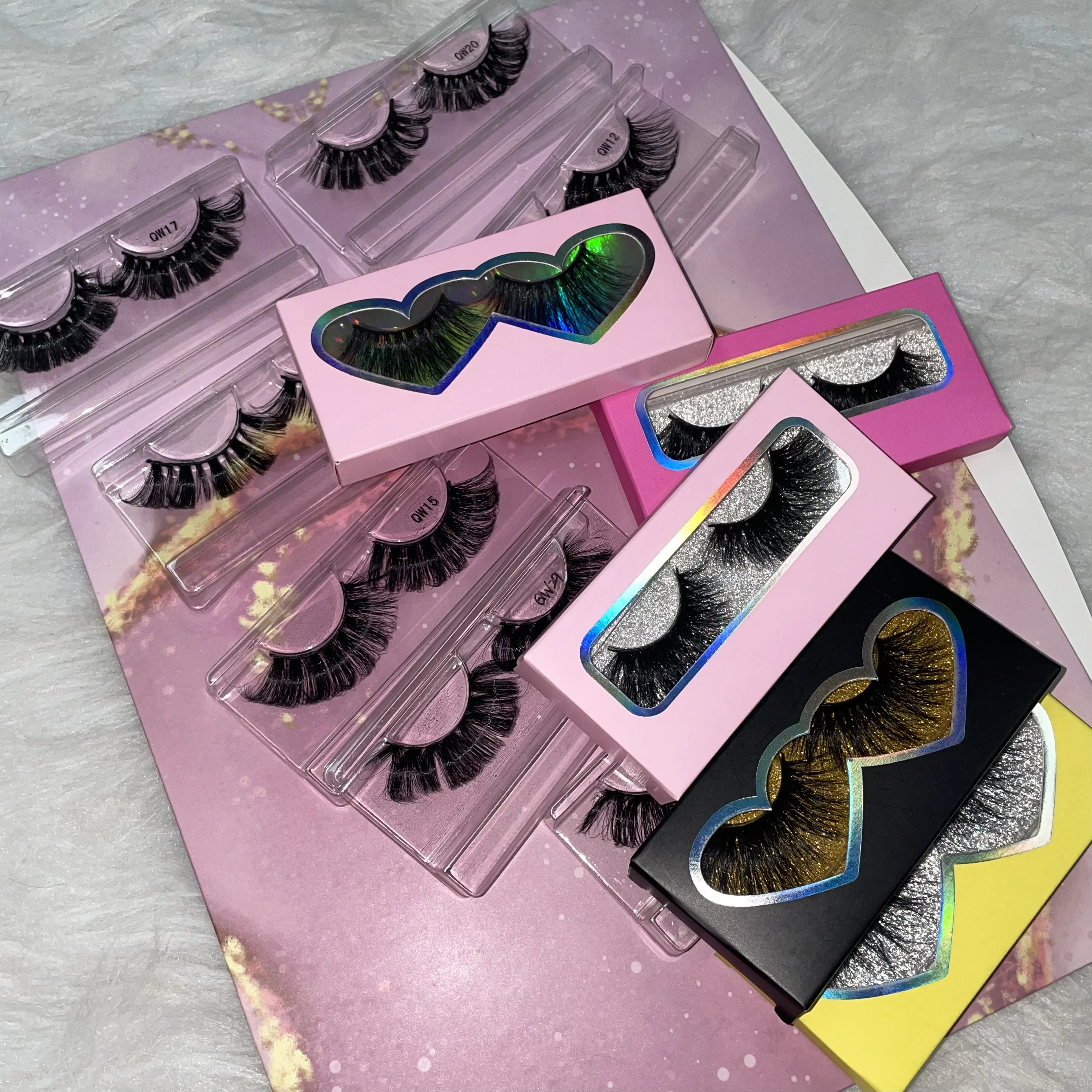 Wholesale fashion fluffy new style eyelashes factory vendor 25mm full strip lashes