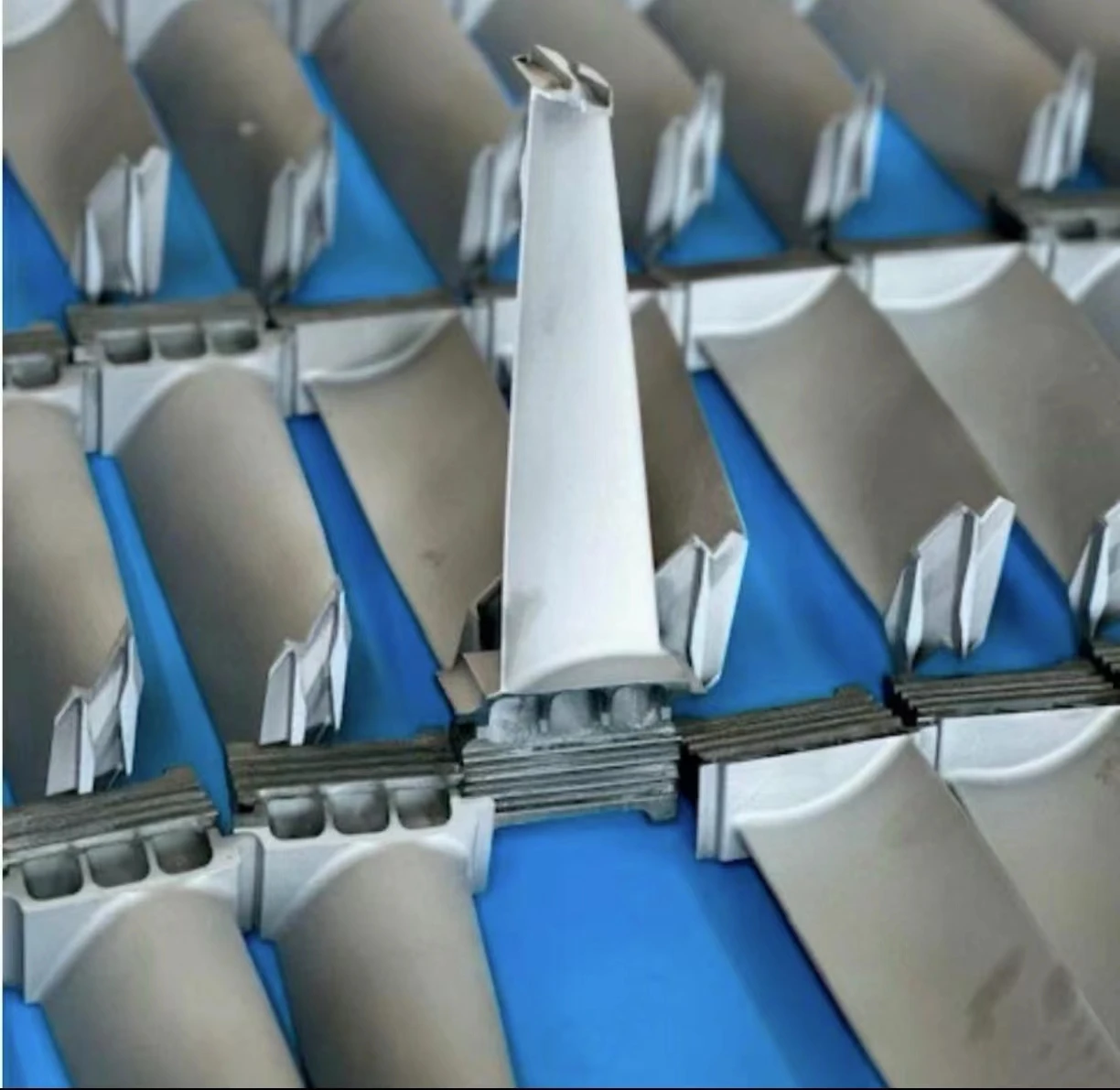 siemens STG-400 Gas Turbine blade power plant  SGT-700 SGT-800 SGT-600 spare parts of gas turbine