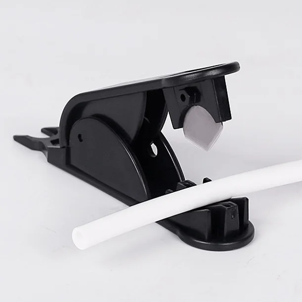 Water Pipe Accessories  Drinking Water PE Pipe Cutter with Plastic Casing  & Stainless Steel Blade for 1/4 3/8 size Pipe