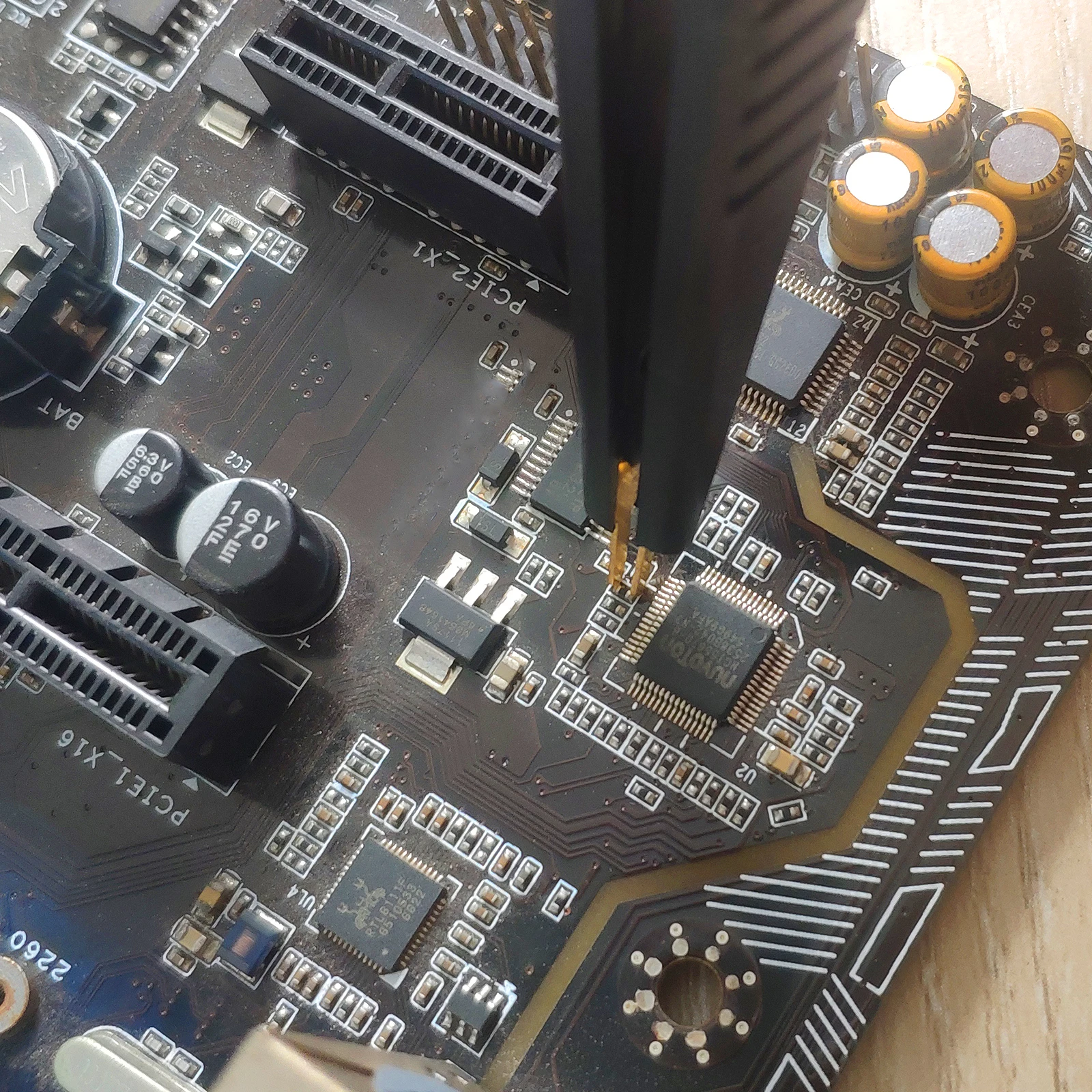 Cleqee P1510 LCR testing tool Multimeter tester meter Pen probe lead tweezers SMD Clip for Vichy