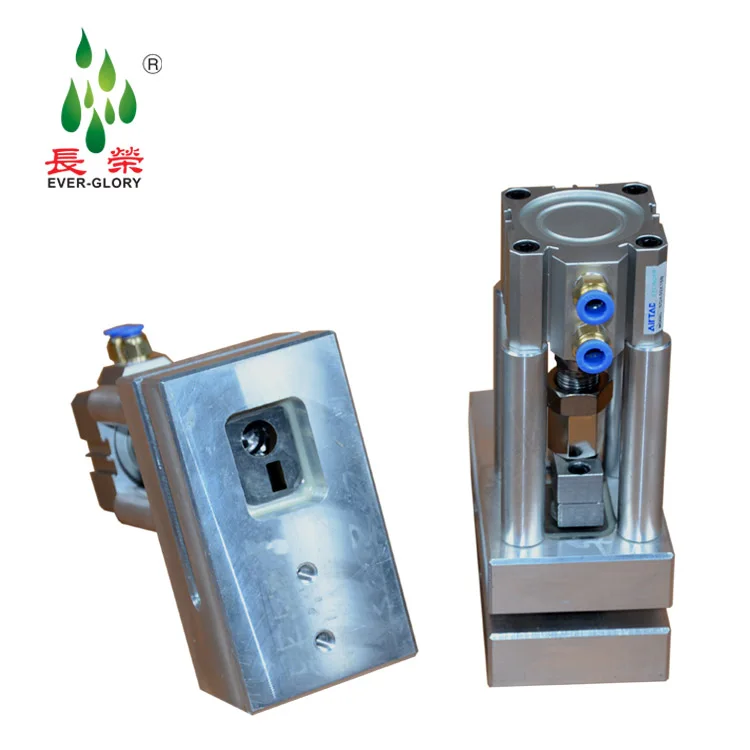 hole punch for bag.jpg