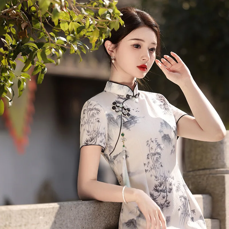 Spring New High end Chinese Feng Shui Ink Style Short sleeved Slim Fit Standing Neck Style WomenLong Qipao