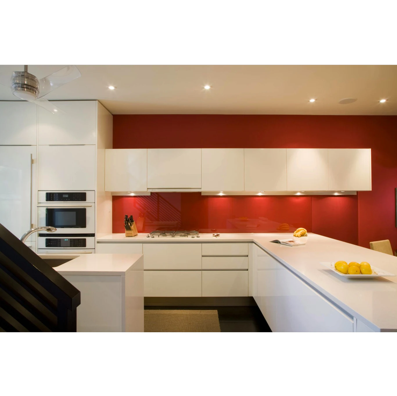 Hangzhou factory price  free 3D and CAD design available shiny glossy 2Pac Kitchen Cabinets