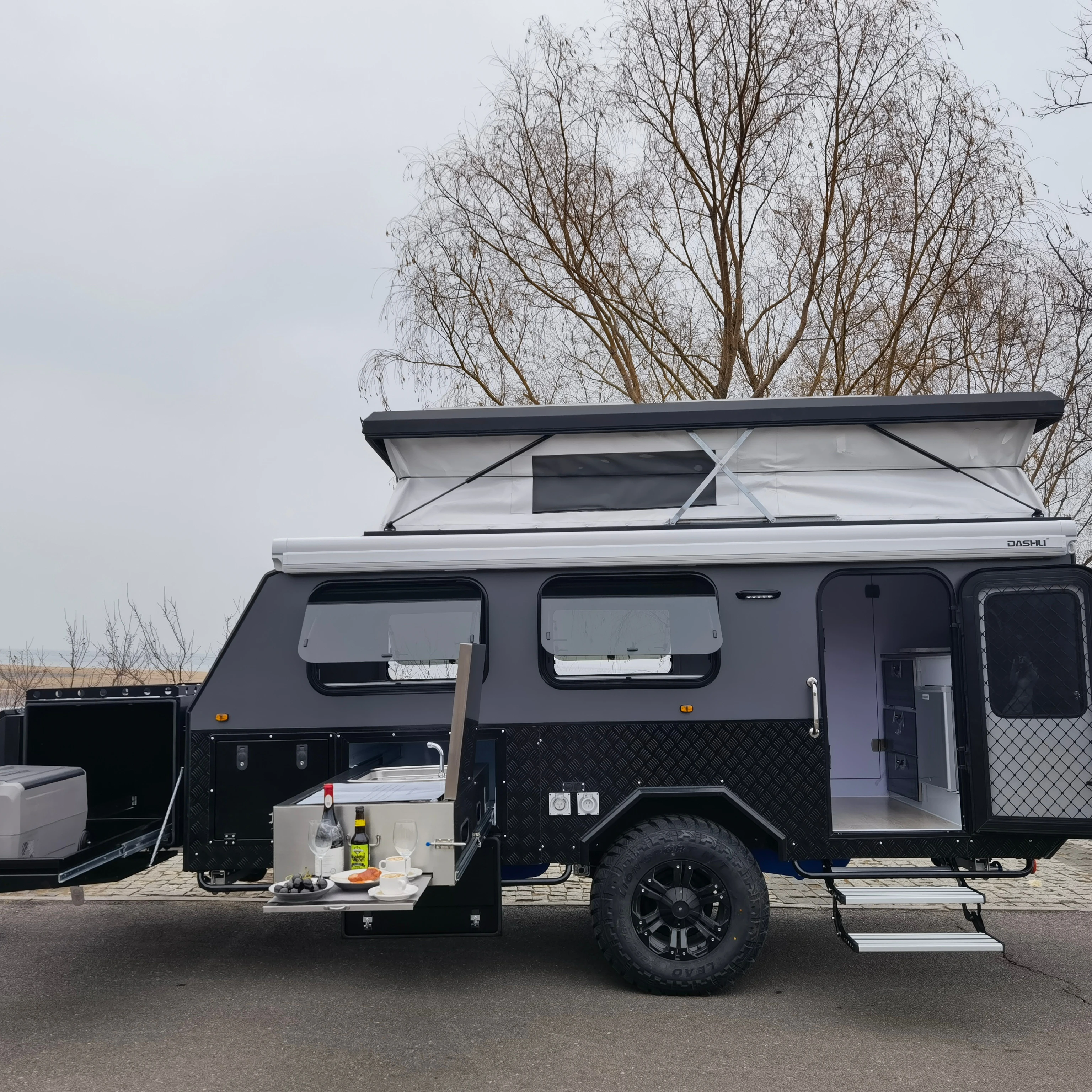 High Quality Off Road Rv Caravan Van Camping Camper Trailer Manufacturers