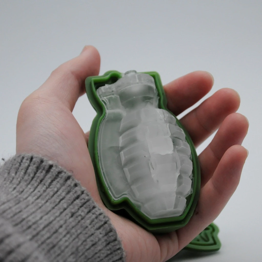 GI15 Grenade Shape Chocolate Whiskey Wine Cocktail Ice Cream Ice Cube Trays