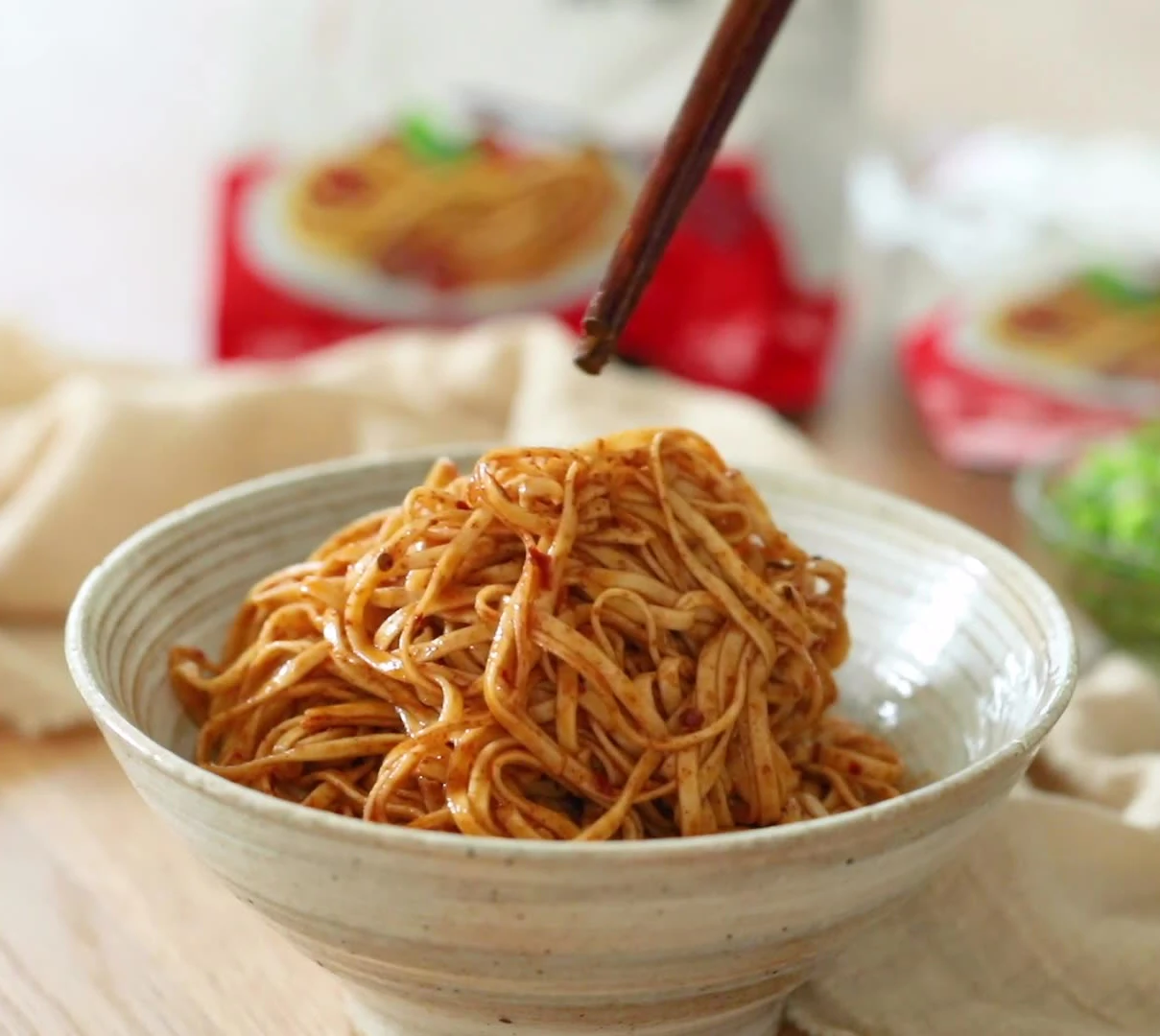 OEM factory food organic longlife halal Peanut Butter Scallion Oil Spicy Instant Bag Non-Fried Ramen Noodles With Seasoning