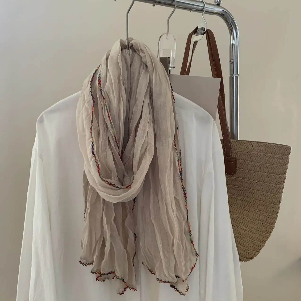 Wholesale 2024 Custom Woman Cotton Hijab Scarf Linen Shawls Printed Cotton Scarves For Women Viscose Scarves