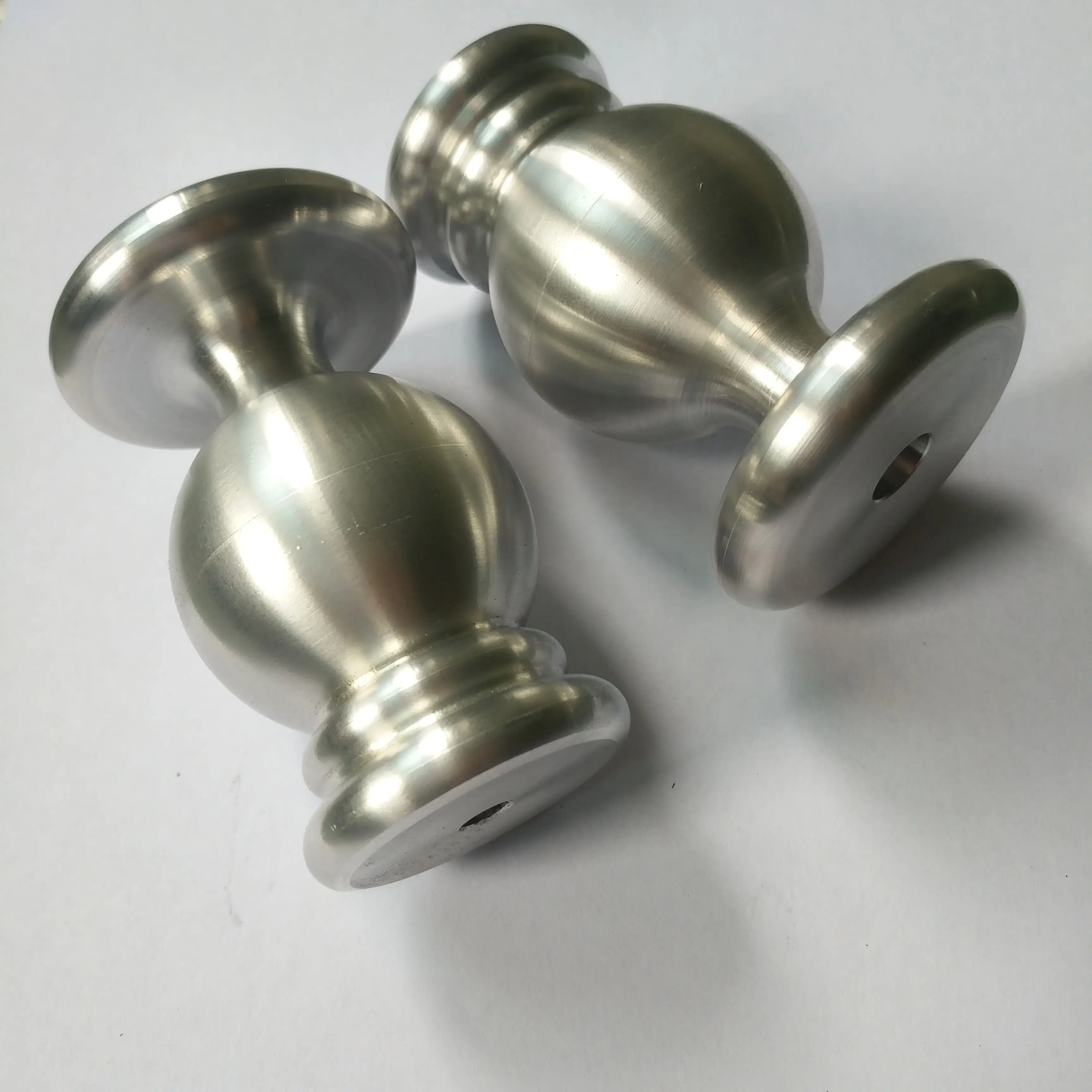 Подгонянные части cnc нержавеющей стали подвергая механической обработке филируя/полируя металла для аппаратных аксессуаров мебели