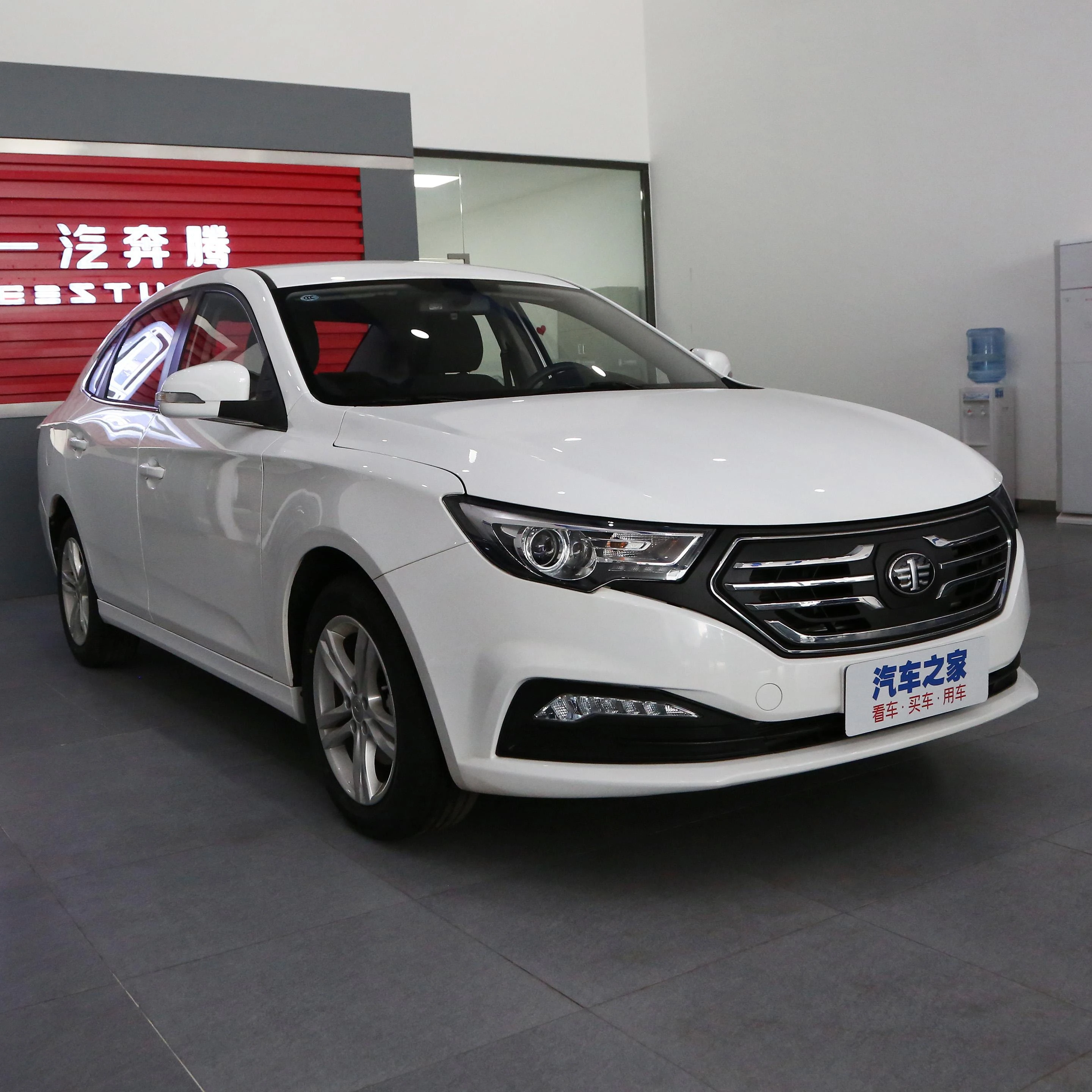 Электромобиль B30 EV 2019 бренд NEV LHD Аккумулятор Электрический 5 сидений 4 двери новые энергетические