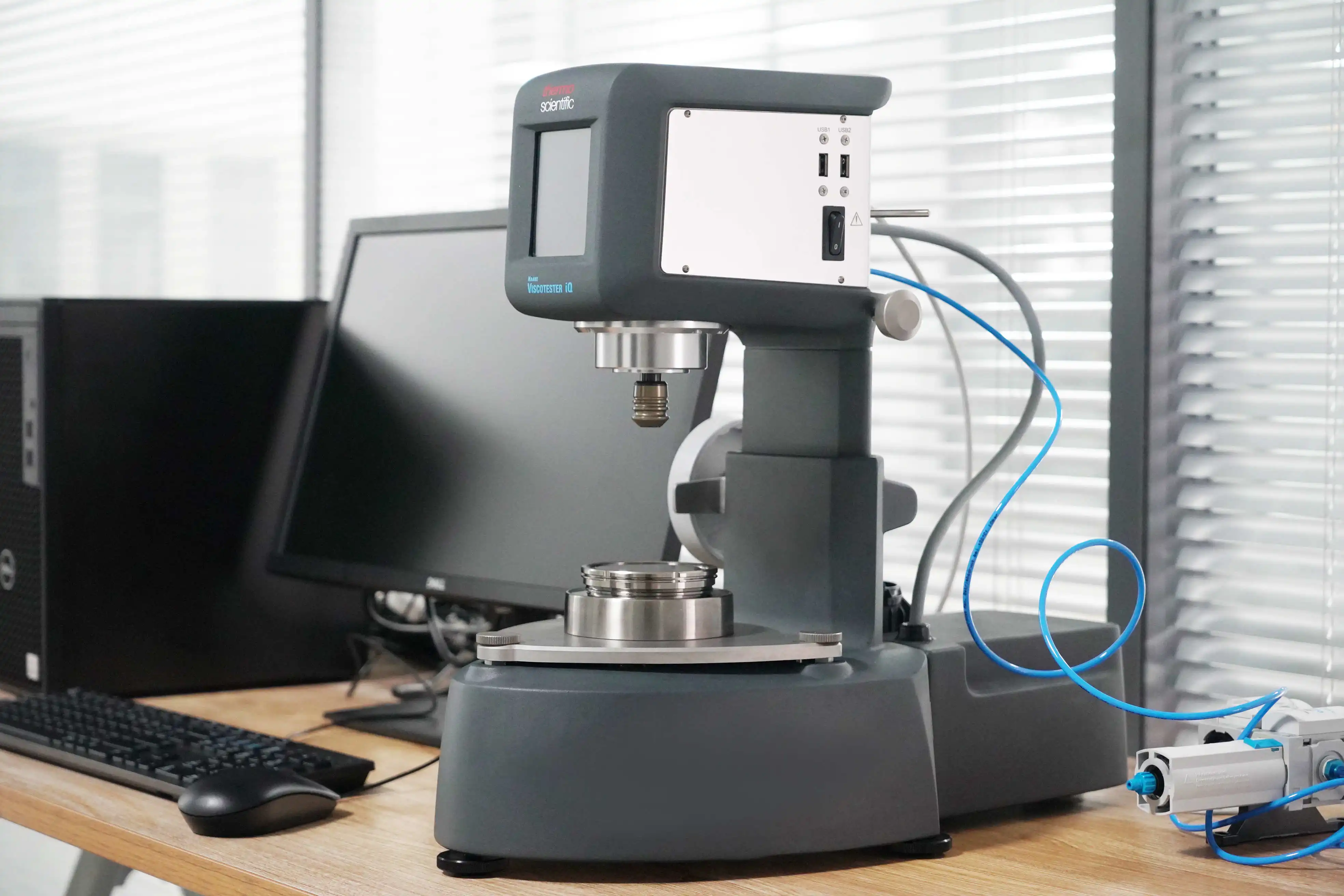 BT406 BENZOTRIAZOLE FATTY AMINE SALT oiliness lubricant additive component