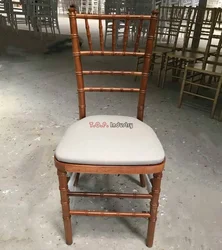 Стулья Chivari с подушками