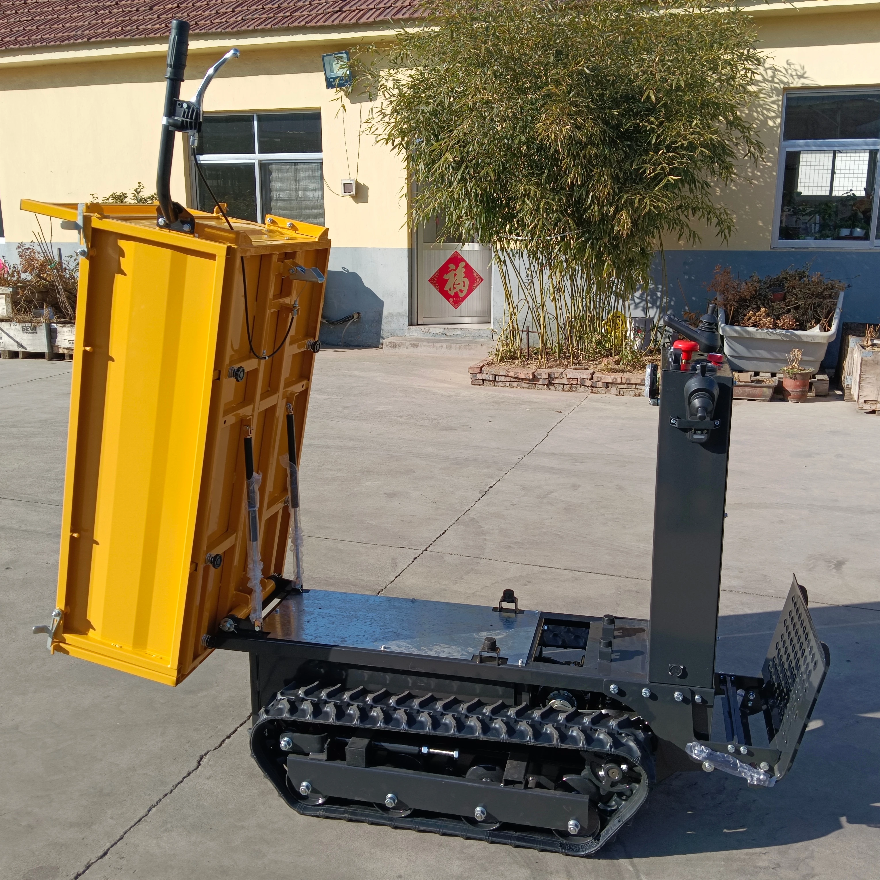 Mini Remote Control Garden Truck Dumper Crawler Loader Transporter Front Loader Tractor 1-Year Warranty Skid Steer Drive Sale