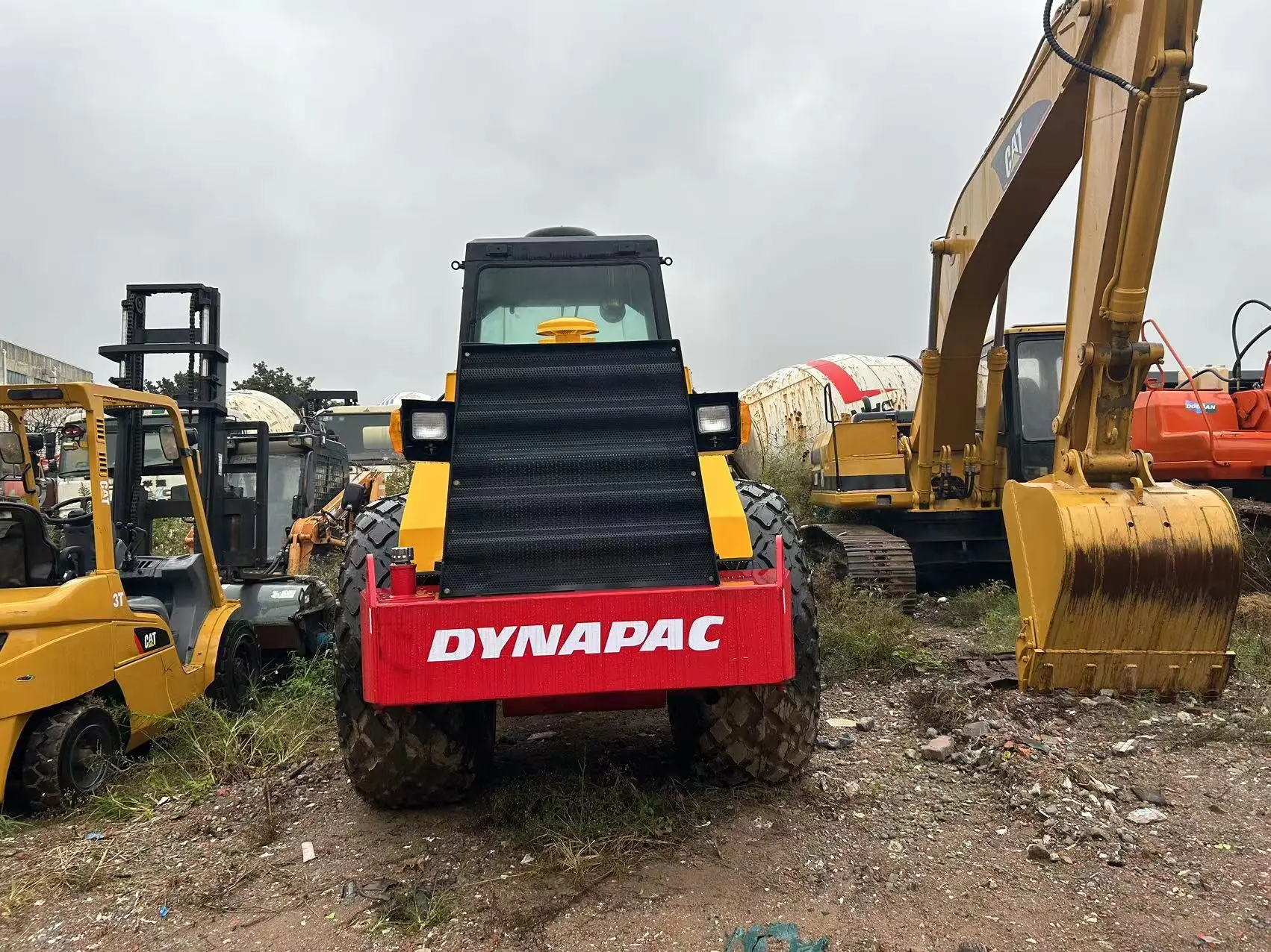 Подержанный дорожный каток Dynapac CA301D CA251D CA30D CA602D уплотнитель высокое качество низкая цена