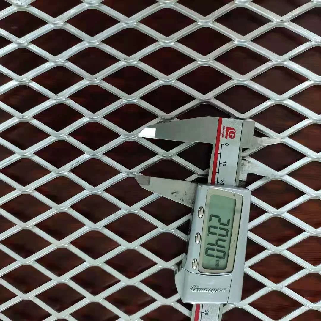 1.5mm - 2.0mm Thickness PVDF/Powder Coating/Galvanized Expanded Metal Mesh Galvanized Sheet Plate Construction Wire Mesh