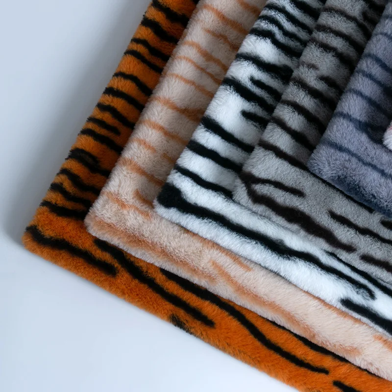 Hot selling ready goods stock fabric rabbit fur print batch fabric Shaoxing textile in China