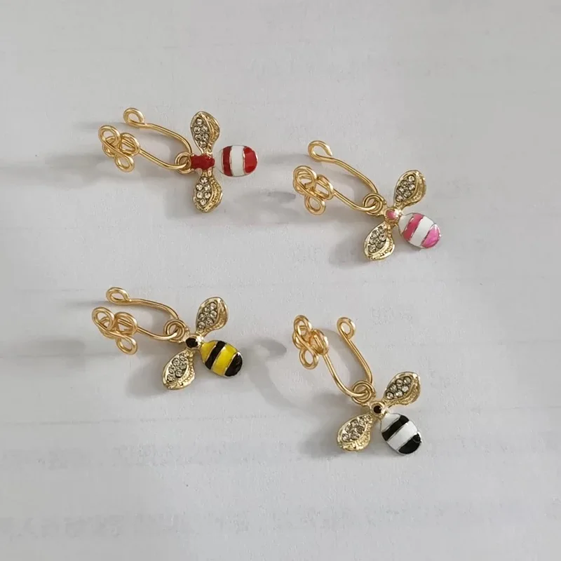 1Pcs Copper Wire Flower Rhinestone Bee Fake Piercing Nose Ring Punk Gold Color Clip Nose Ring Ear Clip Cuff Body Jewelry