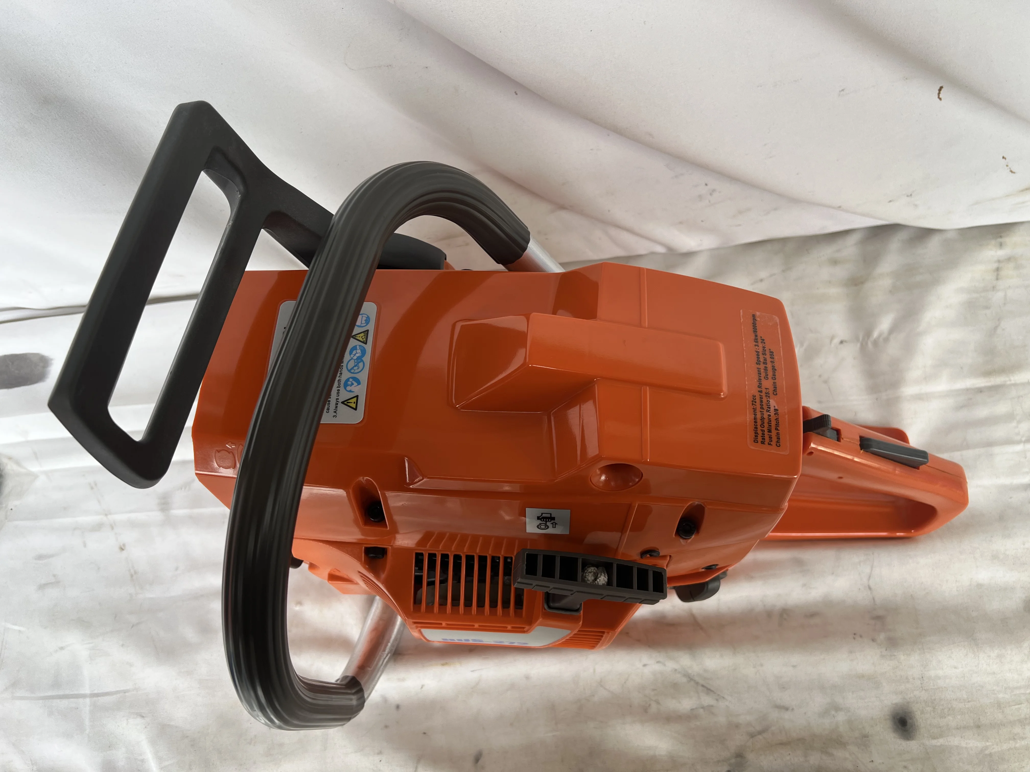 Factory direct selling Walbro carburetor and oregon chain chainsaw 72cc HUS272 with CE certificate