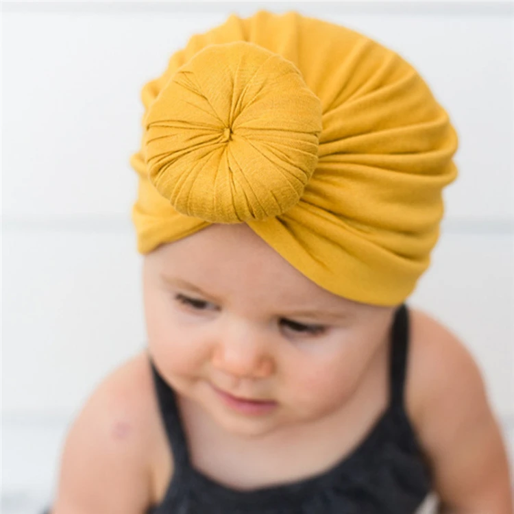 Baby Hats Fashion Crochet Hairball Hat Photography Props Babies Beanie Cap Hat Warm Hot Sale