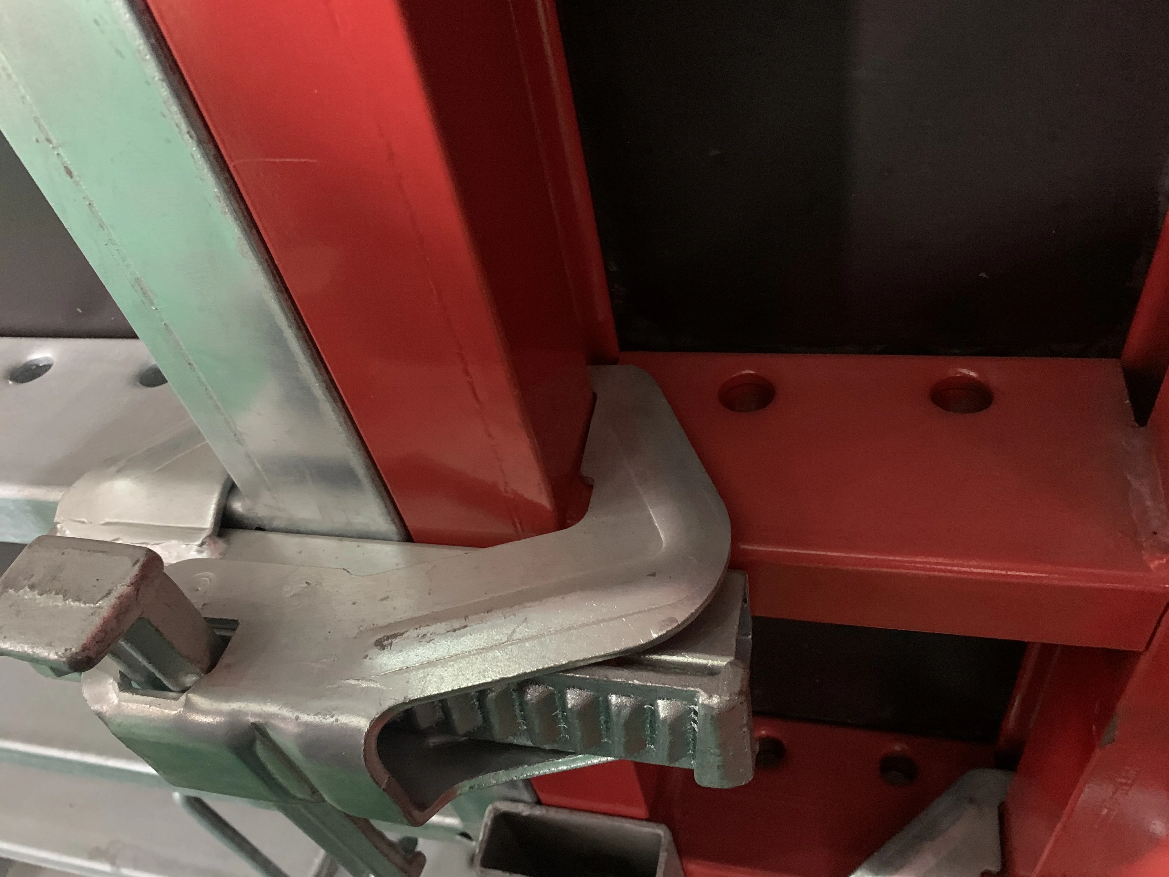 Concrete column formwork similar to peri style