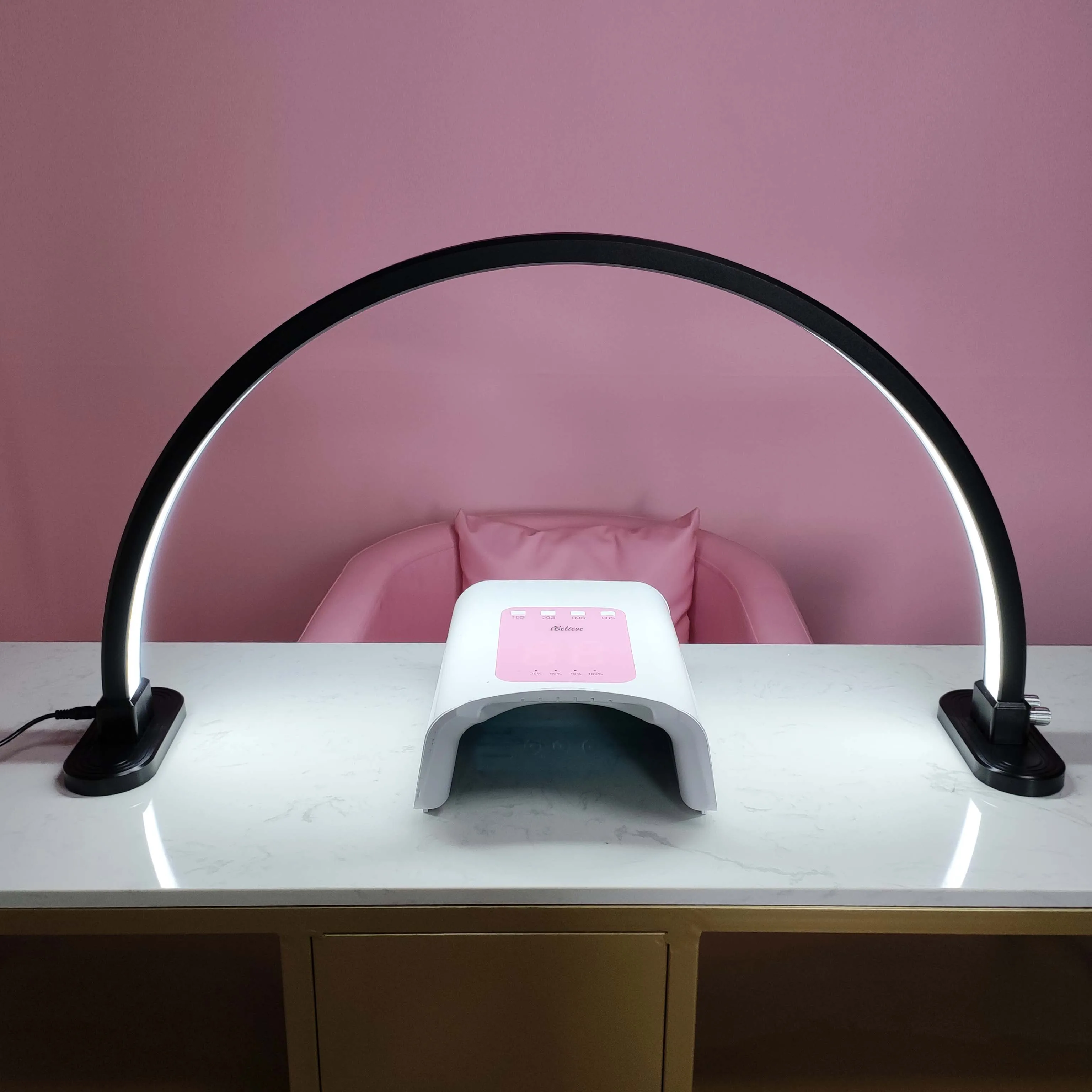 iBelieve Competitive Price 48w Beauty Half Moon Led Nail Light Lamp Wholesale Desktop Eyelash Led Table Lamp For Bar