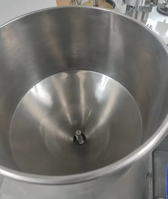 Semi-Automatic Plastic Tube Heating Sealing and Filling Machine for Cosmetics Cream shampoo Paste Plastic Tube with Tube Feeder