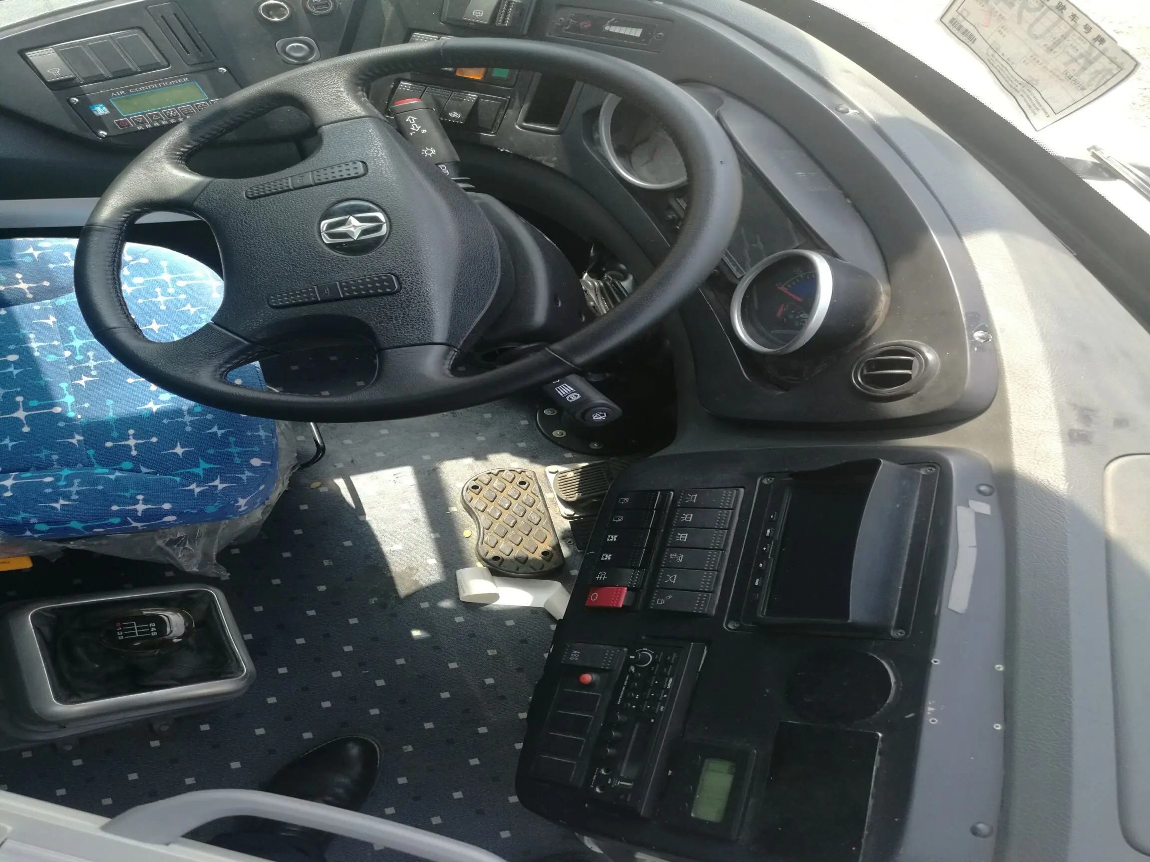 Lowest price 2021 luxury bus second hand BRAND NEW COACH used buses for sale