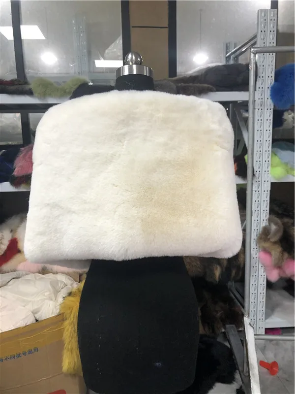 Wholesale Light Luxury Thick Warm Winter Bride Shawl Wedding Cloak Dress Fur Cape Coat Women Imitation Fox Fur Shawl