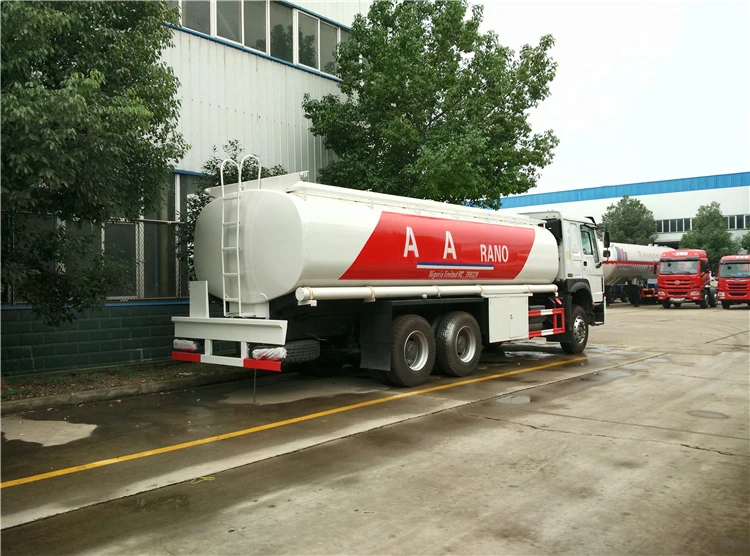 5000 Gallons 6000 Gallons HOWO fuel tank truck 20Tons 25 Tons SINO bowser tank with vehicle with flow meter