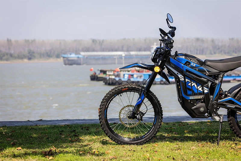 8000 Вт Talaria Sting R MX4 60 В 45AH Электрический мотоцикл Fastace с сцеплением dirt ebike для охоты