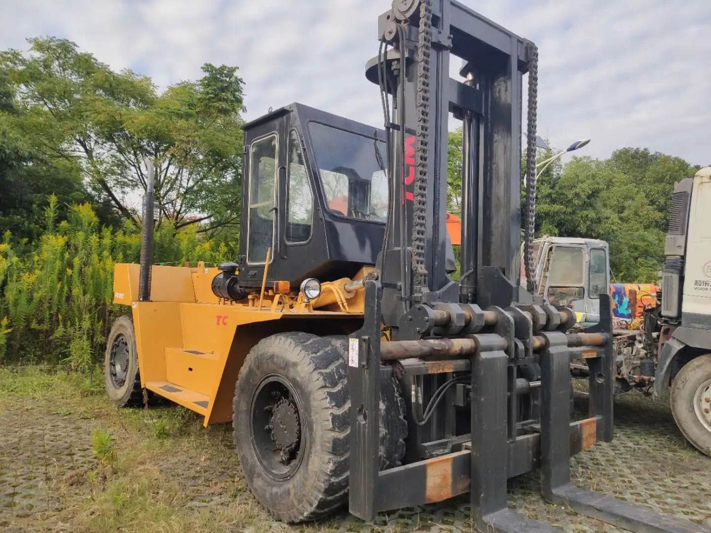 used Japanese make TCM 20 ton 20tons 20ton 20 tons FD200 used 200 forklifts forklift trucks truck in China