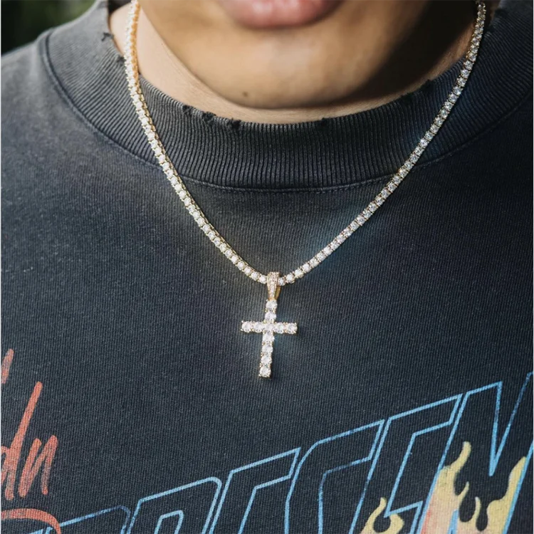 Yu ying Solid 925 Silver With GRA Moissanite diamond gold plated Cross Pendant for Fashion Jewelry