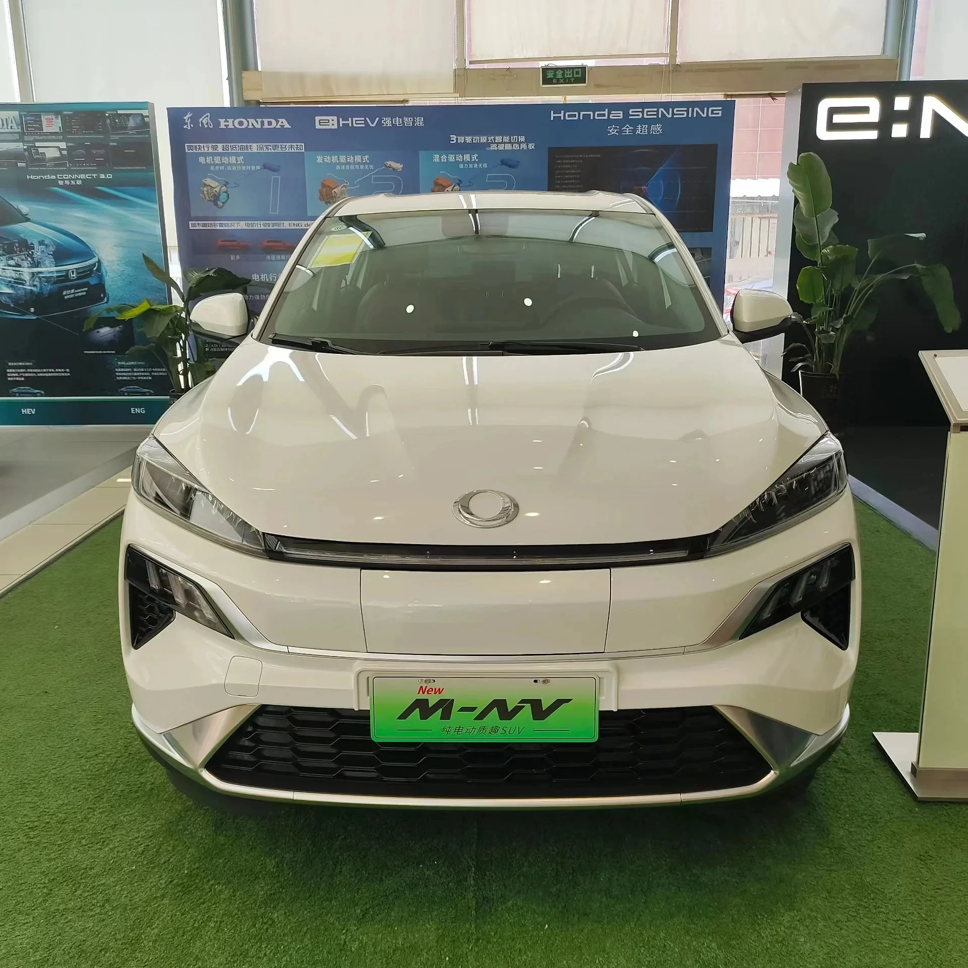 2024 electric car hon da m-nv compact suv with high speed 500km range new electric car for dongfong hond a m-nv cost-effective