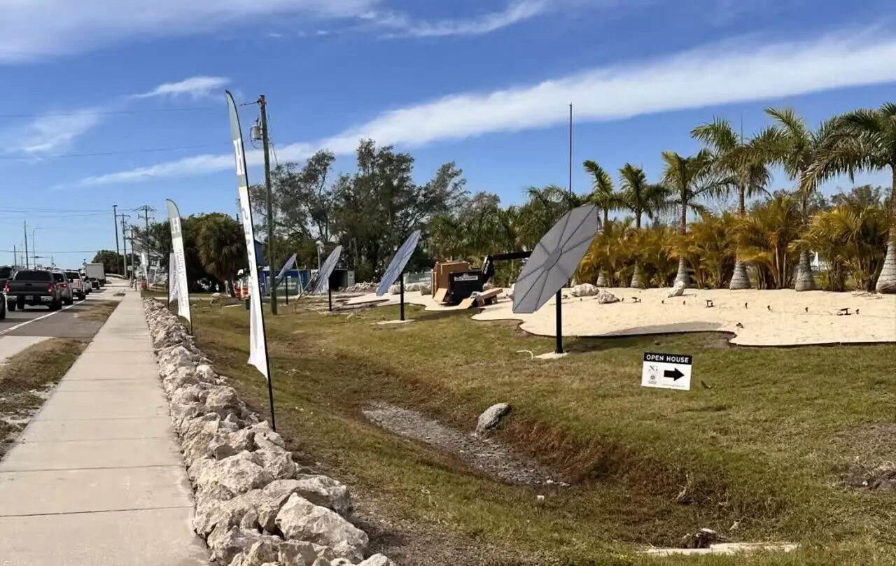 Home System Solar Inverters 5KW Solar Sunflower Energy System with Growatt Inverter Life PO4  Lithium Battery