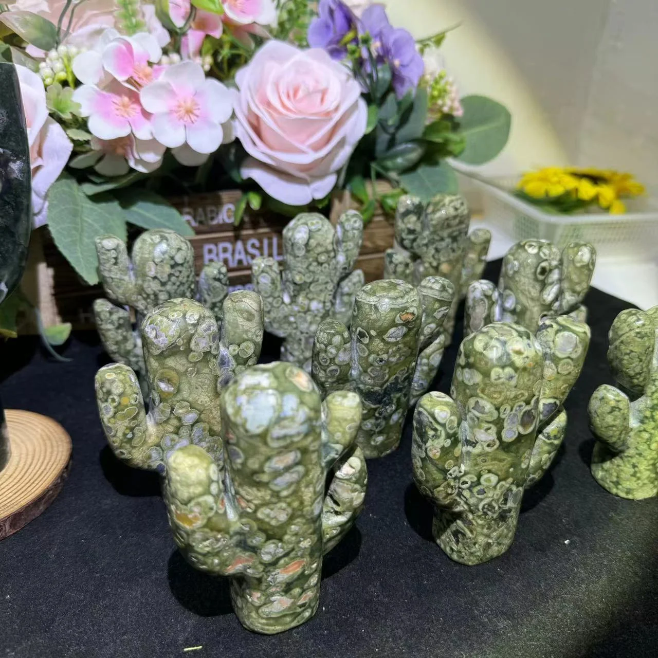 Wholesale Rainforest Jasper Carving High Quality Crystal Rainforest Jasper Cactus For Decoration