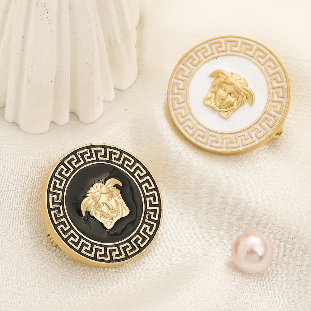 New Arrival Gold Plated Luxury Inspired Jewelry Famous Brands Designer Brooches for Women