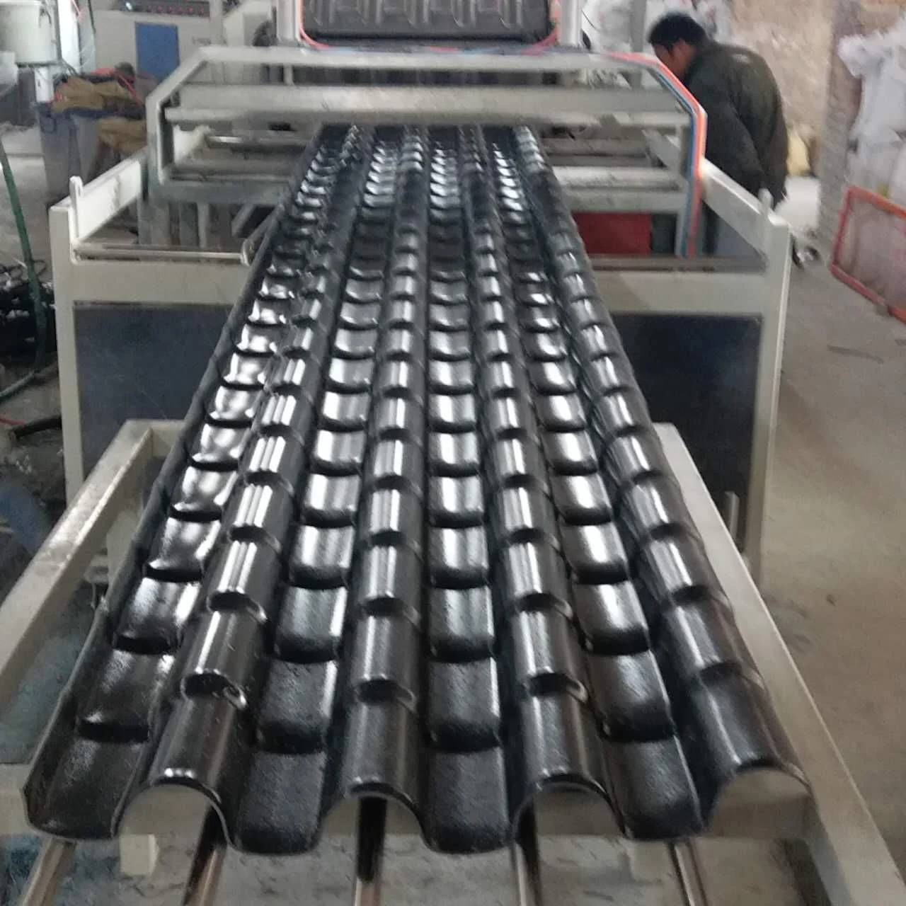 Машина для формования экструдера пластикового листа крыши ASA