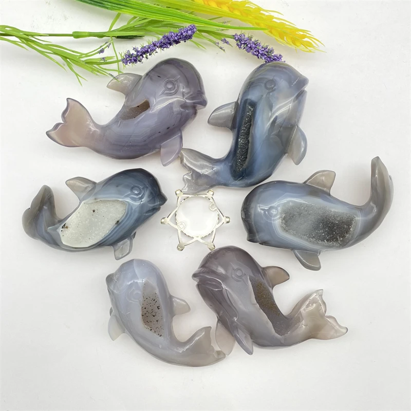 Wholesale Hand Carved Natural Crystal Animal Agate Geode whale For decorations and gifts