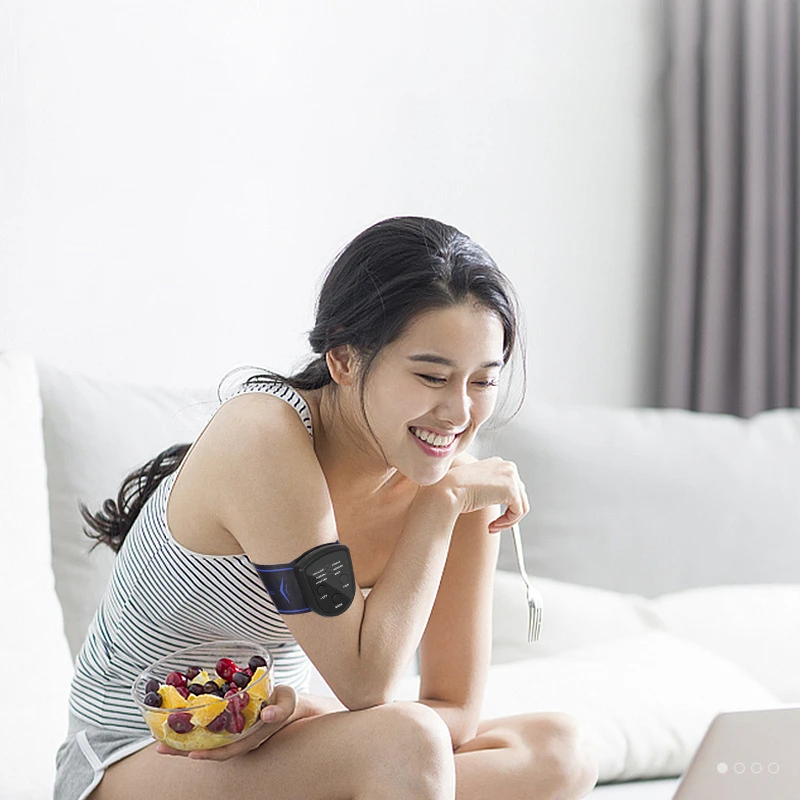 Wireless Mini TENS Machine Charging Tension Massager Back Pain Relieves Sciatica Arthritis on the Neck and Shoulders of the EMS